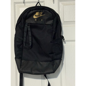 Nike Essential Air Logo Backpack CW9269-010 Metallic Gold Black School Athletic